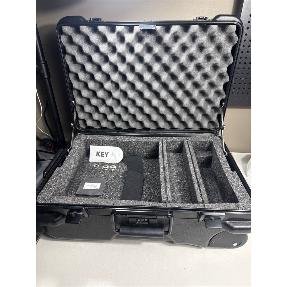 VTG Sudhaus Combo-Code 20" Black Hardshell Rolling Case Keys Combo EXCELLENT EUC